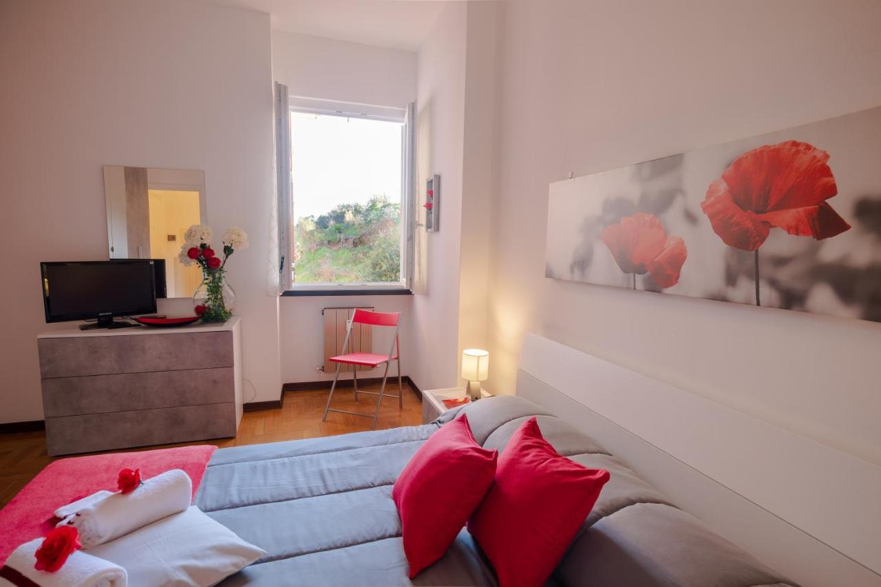 086 - Sunshine Home, 5 Minuti Dalla Spiaggia - Parcheggio Privato Gratis Incluso Ospedaletti Exteriér fotografie