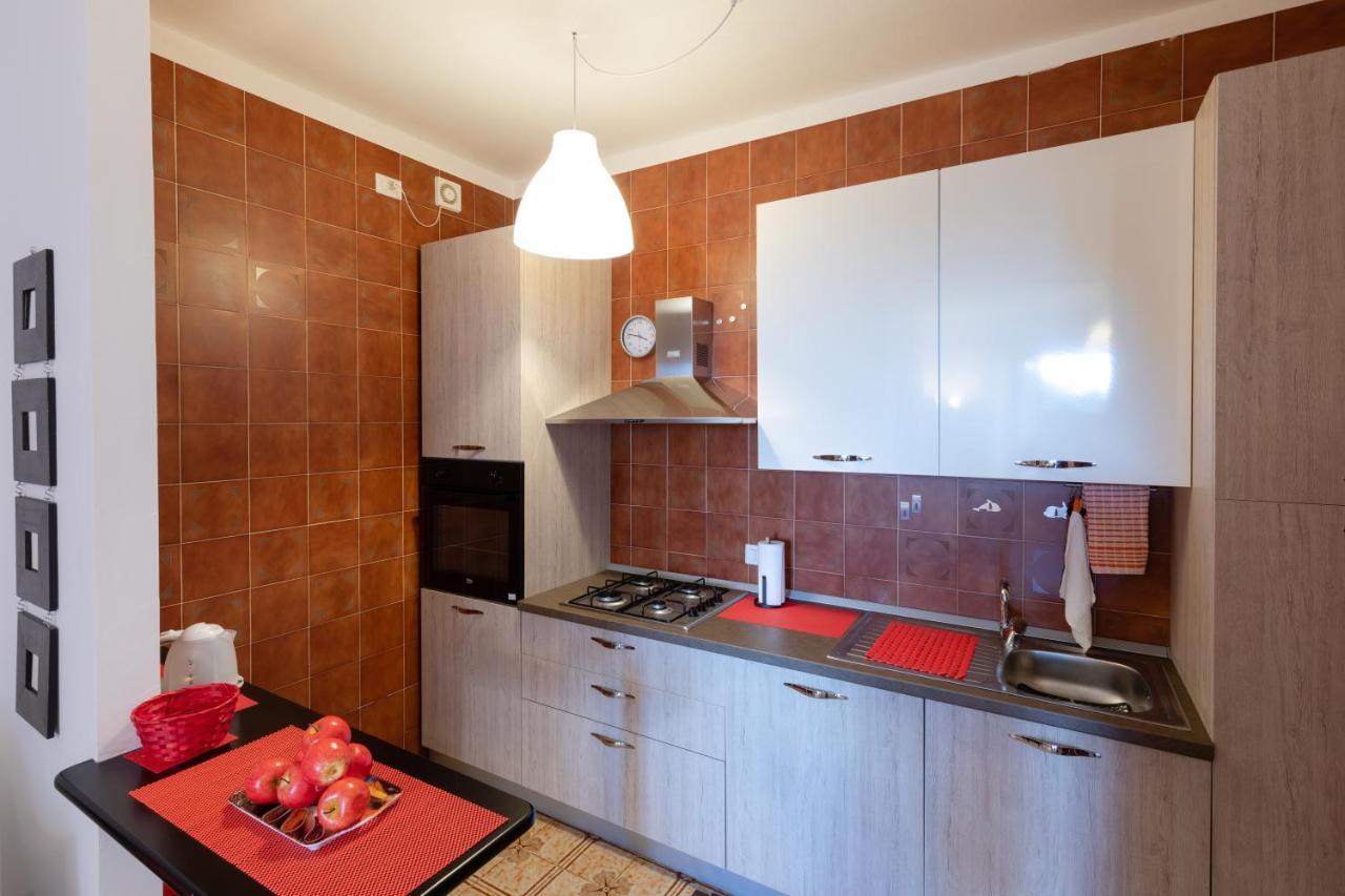 086 - Sunshine Home, 5 Minuti Dalla Spiaggia - Parcheggio Privato Gratis Incluso Ospedaletti Exteriér fotografie